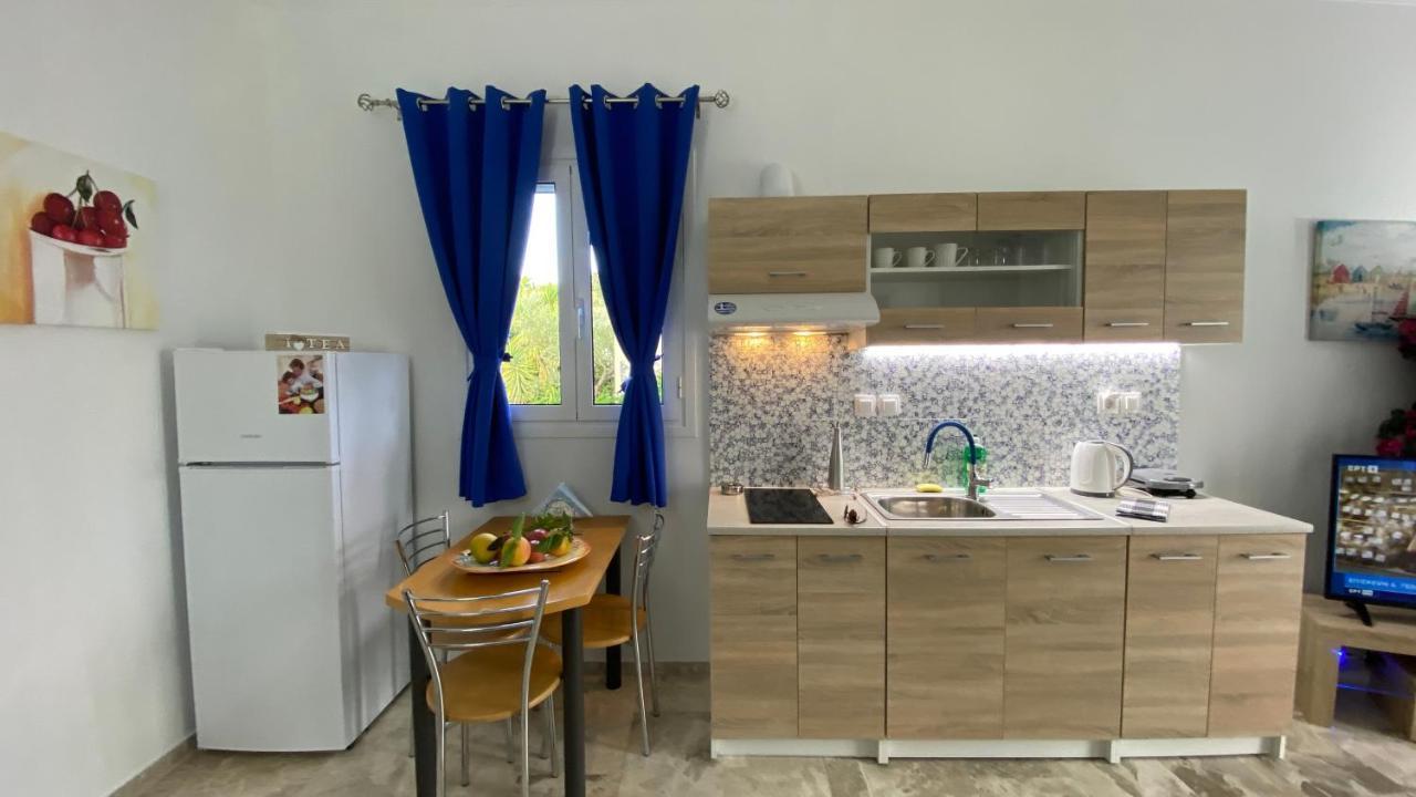 Patras Blue Suite 外观 照片
