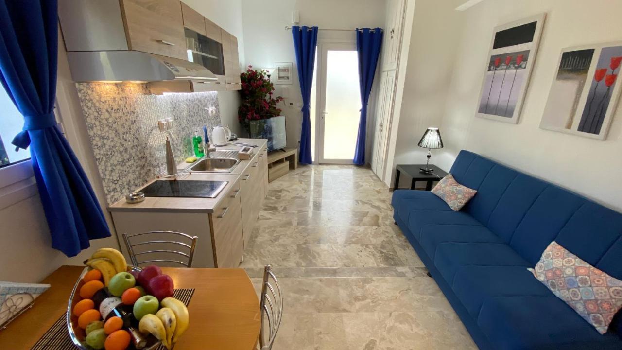 Patras Blue Suite 外观 照片