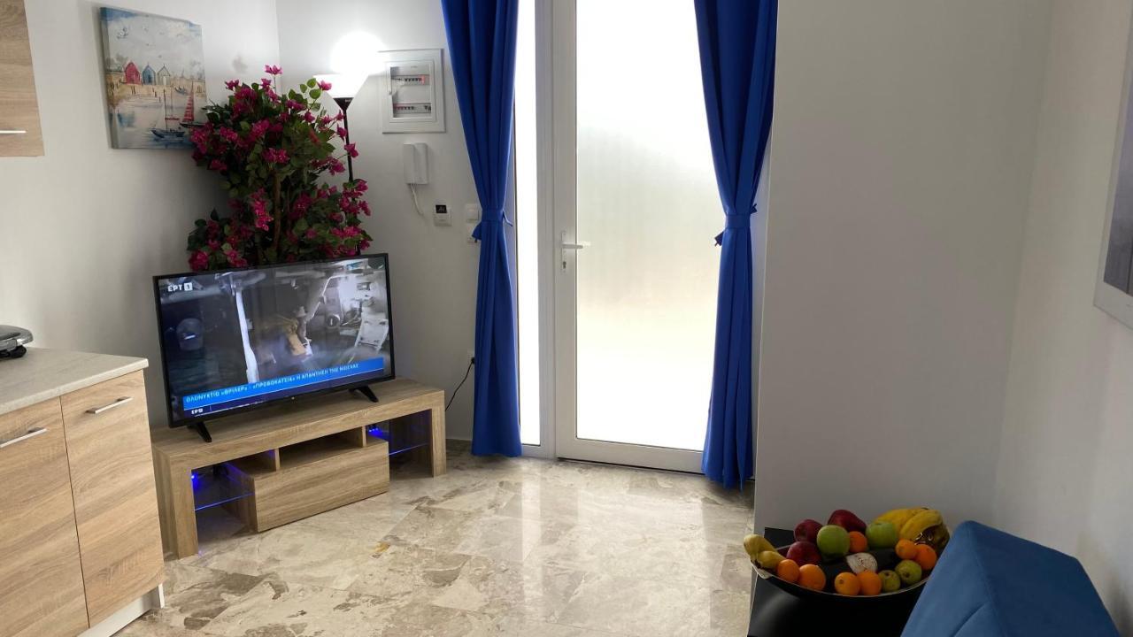 Patras Blue Suite 外观 照片
