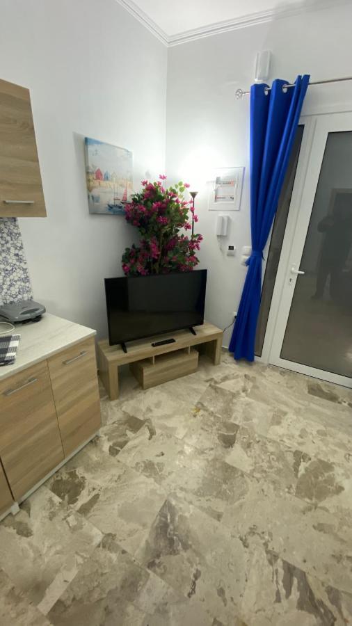 Patras Blue Suite 外观 照片