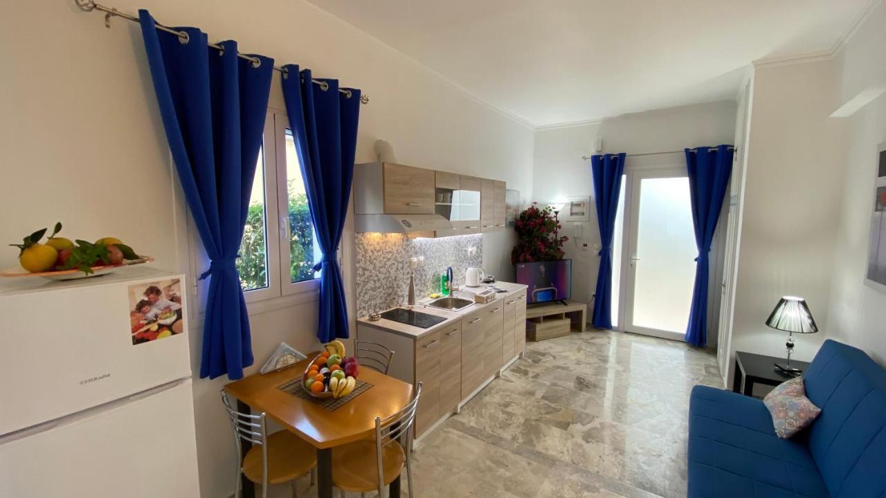 Patras Blue Suite 外观 照片